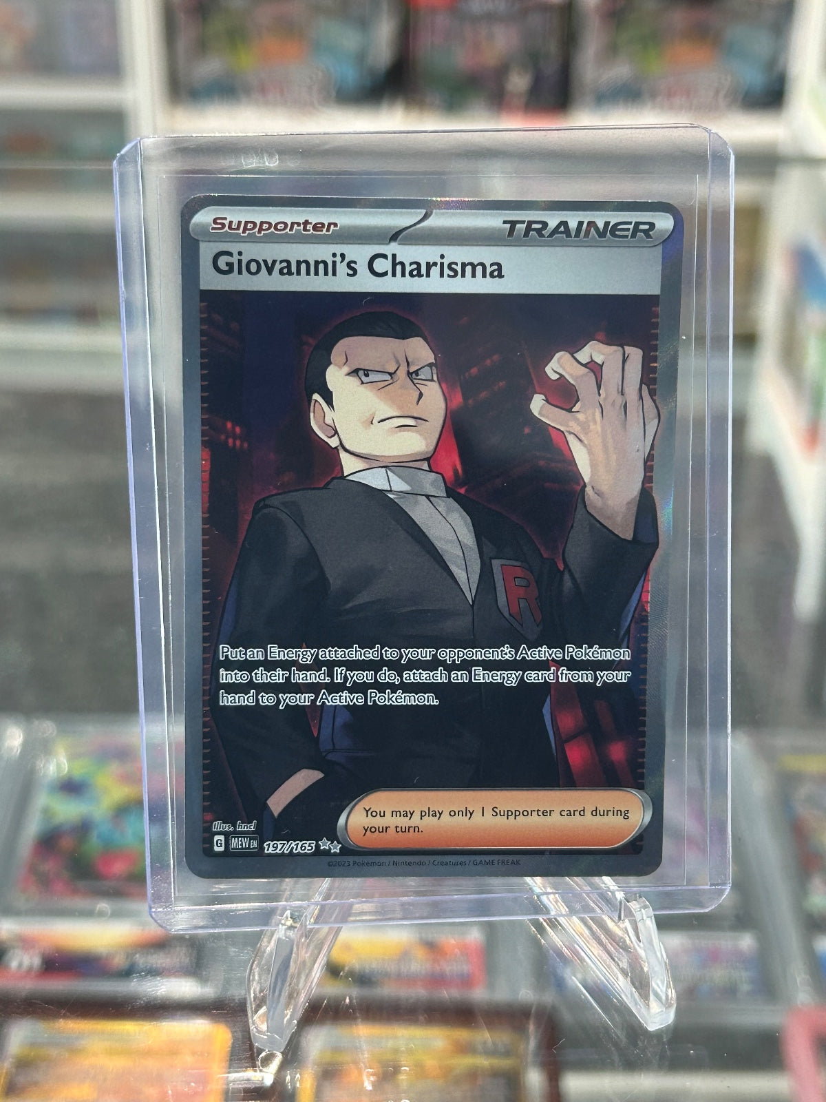 Giovanni's Charisma Holo Ultra Rare SV: Scarlet & Violet 151 197/165 NM