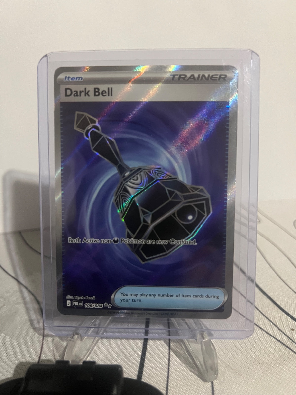 Dark Bell Holo Ultra Rare ME05 Pitch Black 106/084 NM