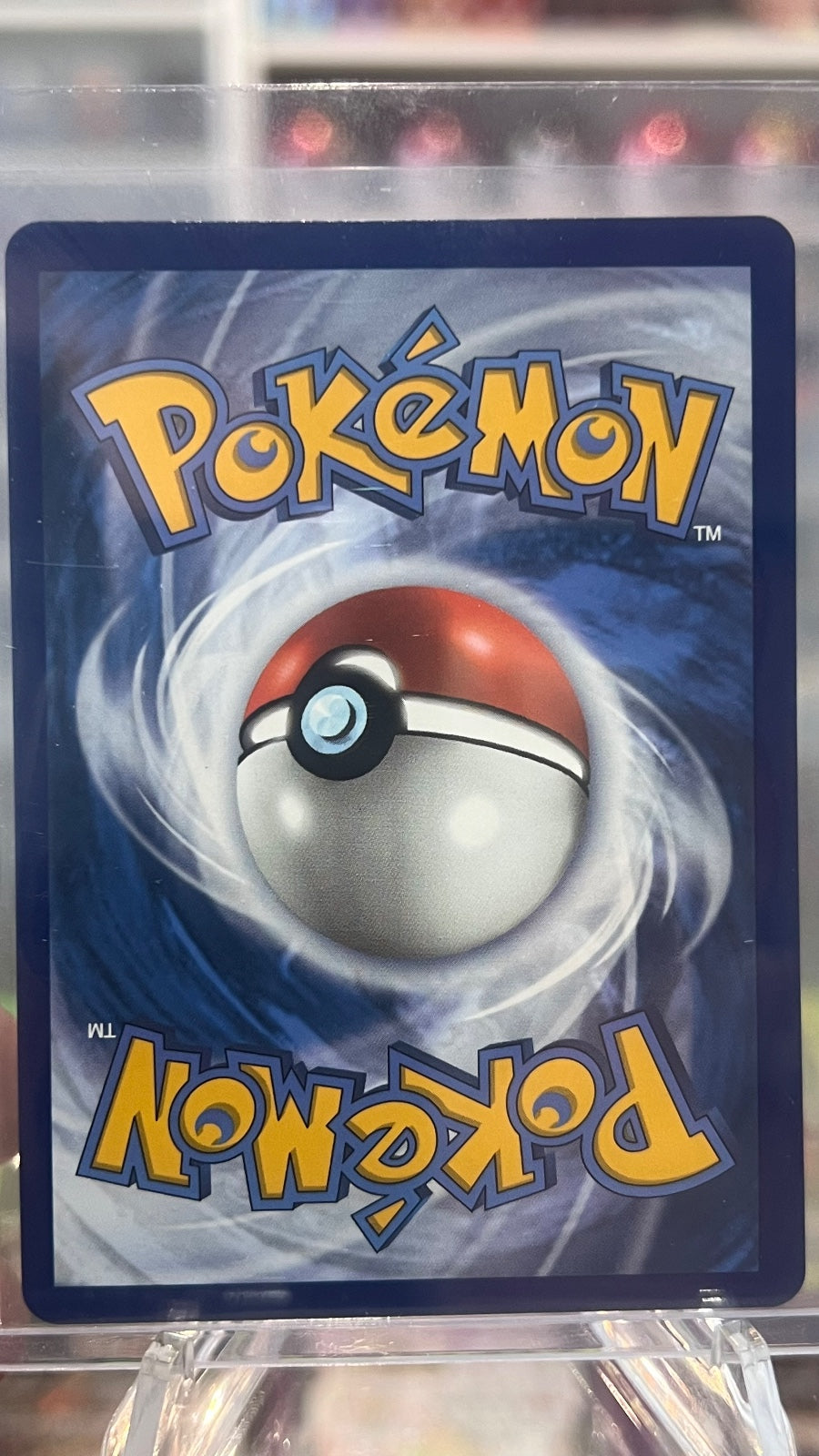 Mew V (Alternate Full Art) Holo Ultra Rare SWSH08: Fusion Strike 251/264 NM (Back)