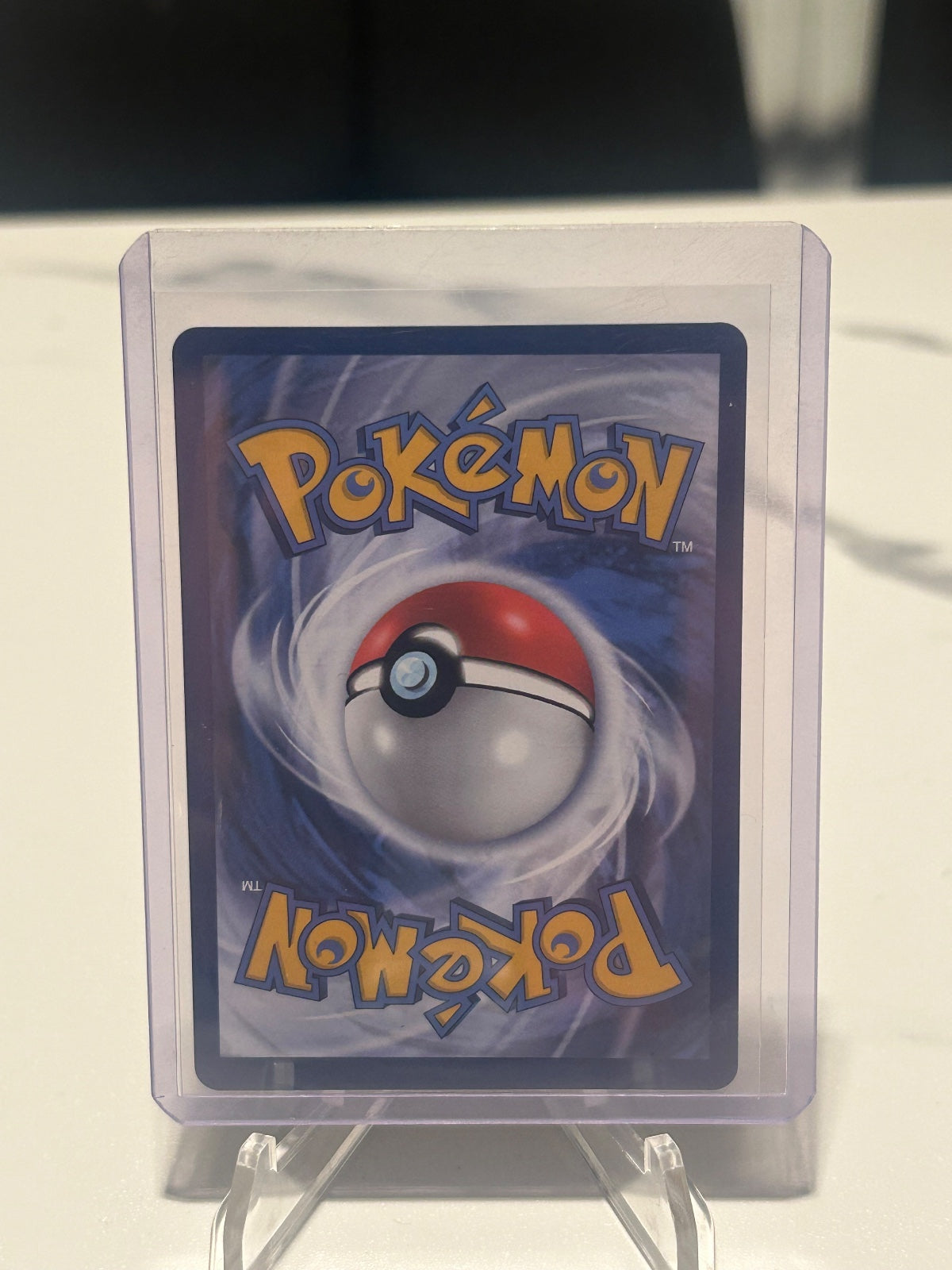 Raikou Holo Amazing Rare SWSH04: Vivid Voltage 050/185 NM (Back)