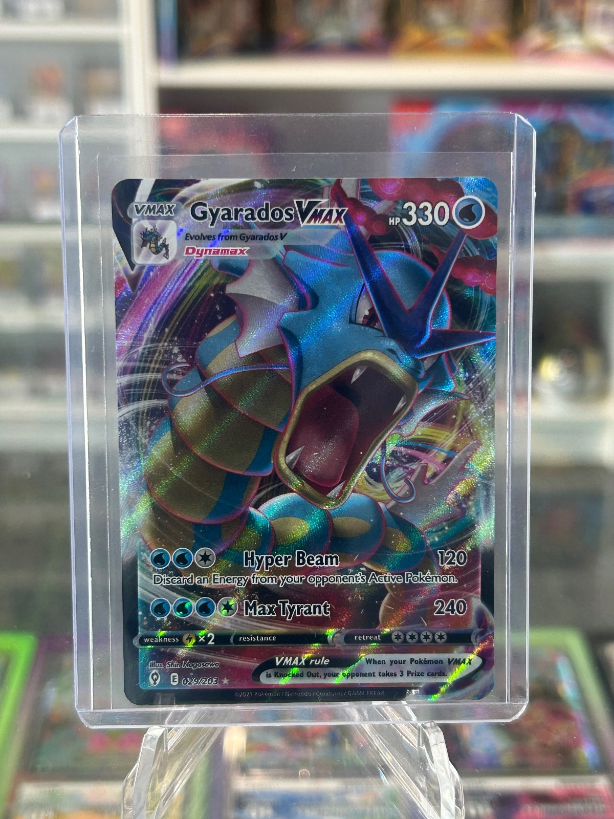 Gyarados VMAX Holo Ultra Rare SWSH07: Evolving Skies 029/203 NM