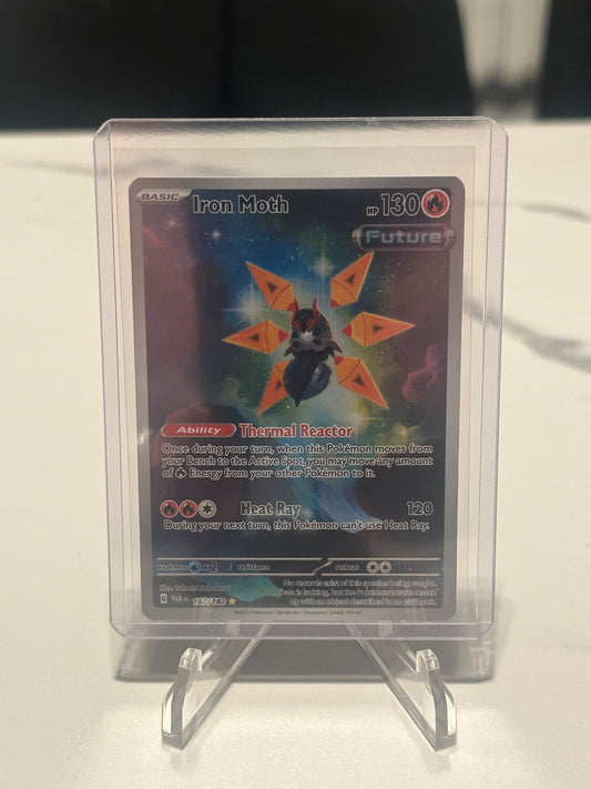 Iron Moth - Holo Illustration Rare SV04: Paradox Rift 187/182 NM
