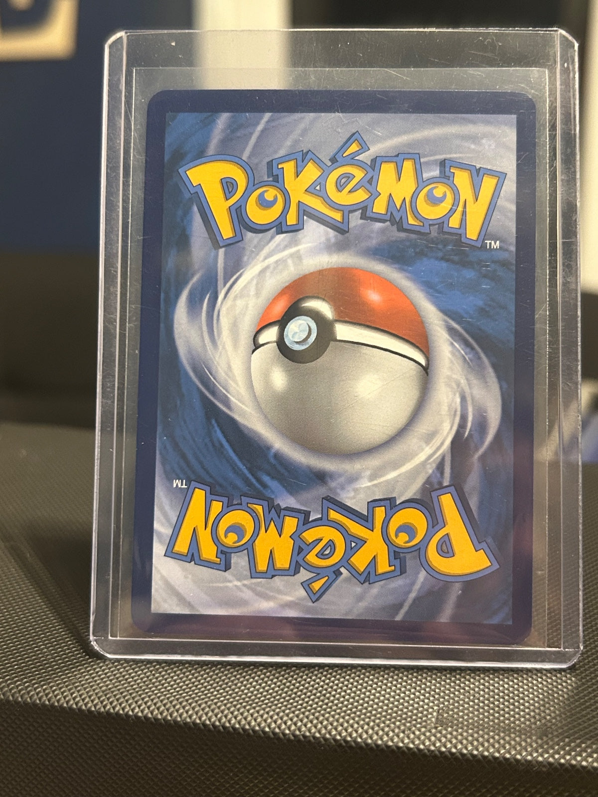 Umbreon VMAX (Secret) Holo Secret Rare SWSH07: Evolving Skies 214/203 NM (Back)