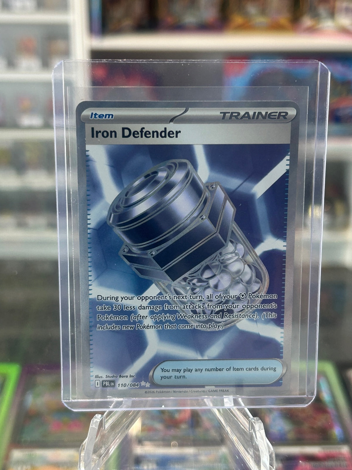 Iron Defender Holo Ultra Rare ME05: Pitch Black 110/084 NM